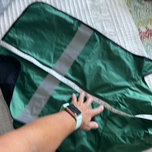 Green or Blavk reversible Dog Raincoat with Reflective Stripe - Picture 6 of 8